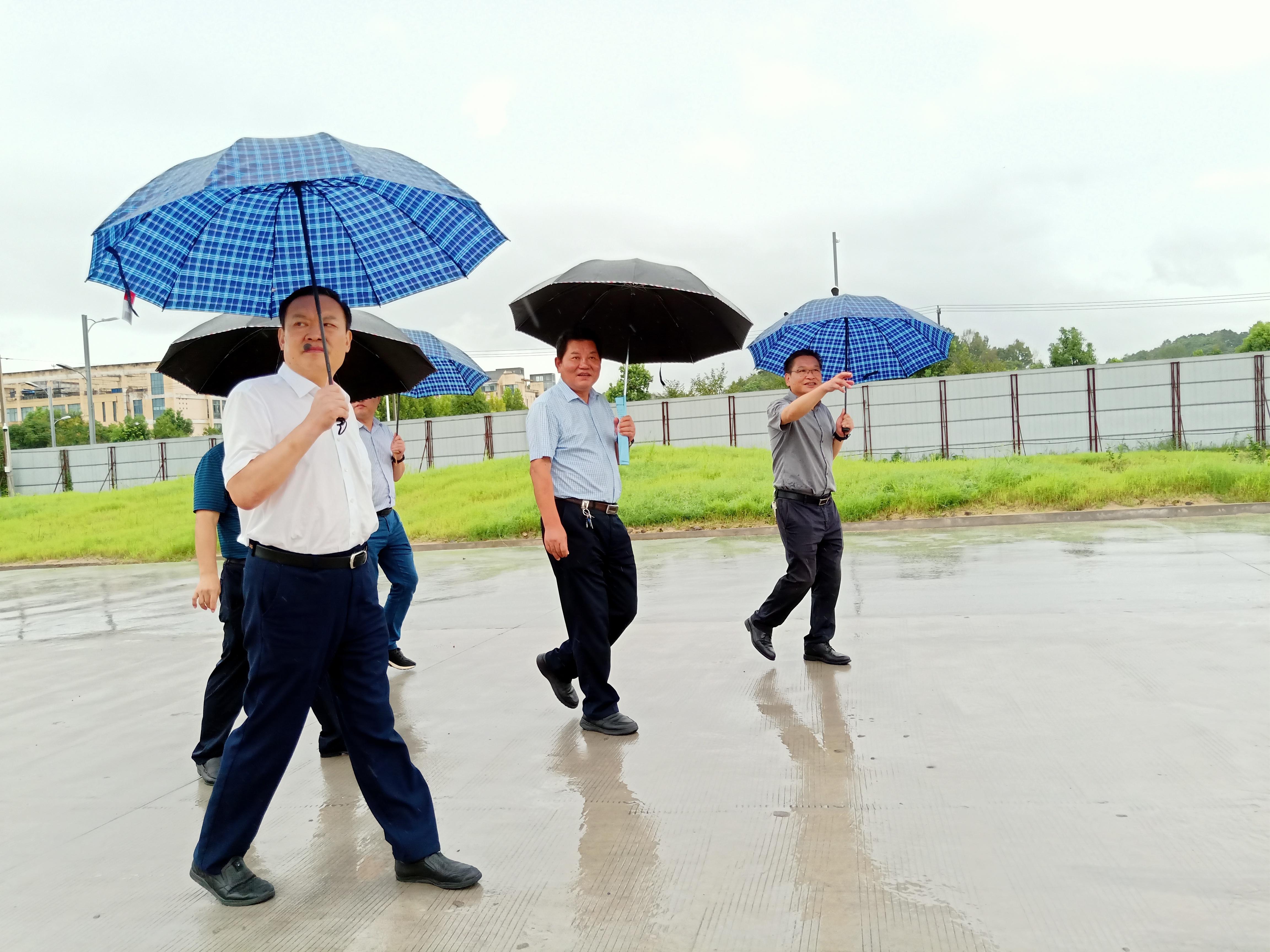 縣人大視察礦產(chǎn)公司高橋灣站點